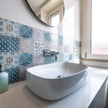 Time 4 شقة روما